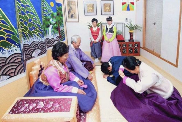 Du học Hàn Quốc và cùng trải nghiệm phong tục đón Tết truyền thống của người Hàn